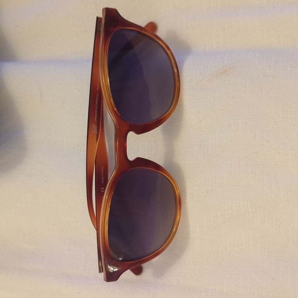 NWOT Adam Selman x Specs, Galavant Tortoise frame w/ original case